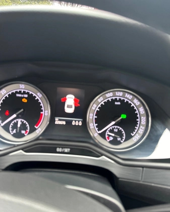 Skoda Superb cena 74900 przebieg: 237000, rok produkcji 2020 z Słupsk małe 529